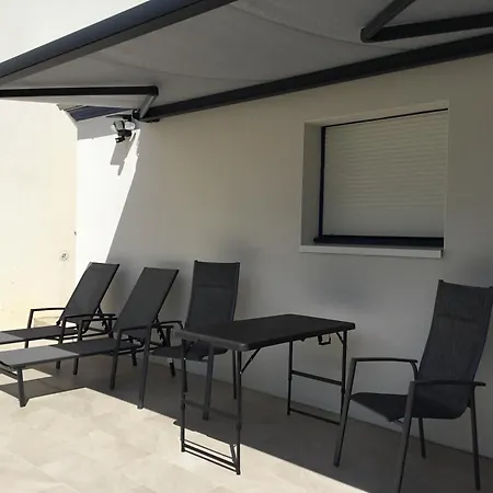 Cote Apartman